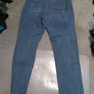 Ladies Levi's brand new size 20